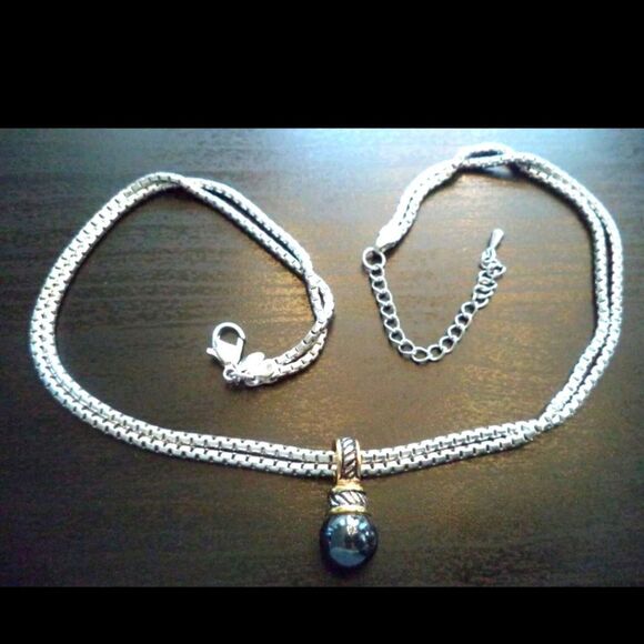 VINTAGE ESTATE SIGNED MONET SILVER TONE 18" NECKLACE - Picture 1 of 3